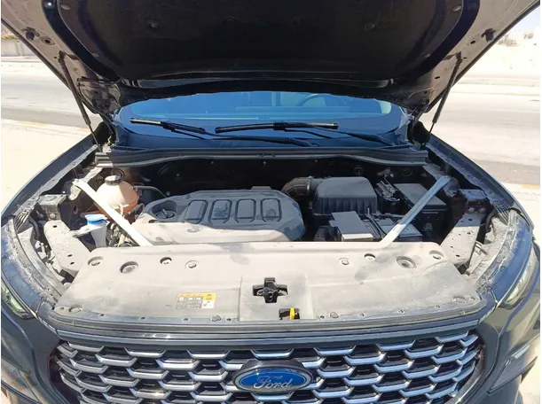 Car image 32