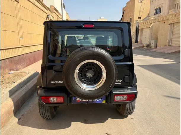 Car image 6