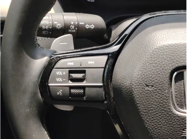 Car image 33