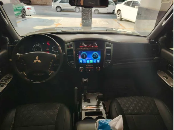 Car image 23