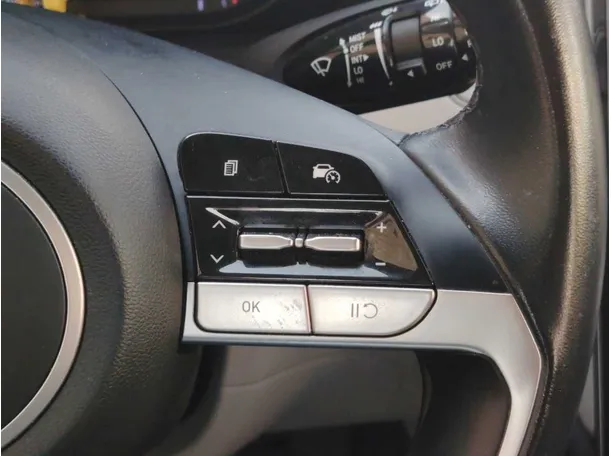 Car image 31