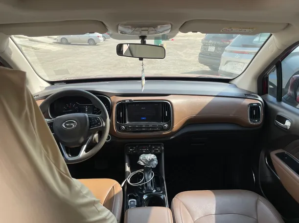 Car image 17