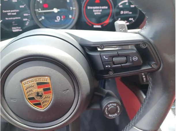 Car image 22