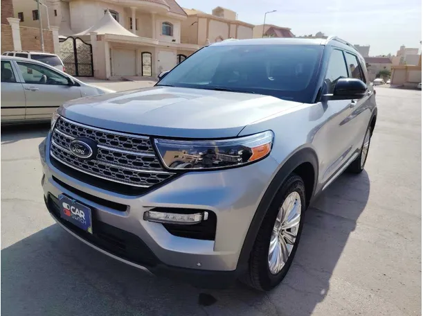 2022 Ford Explorer in KSA
