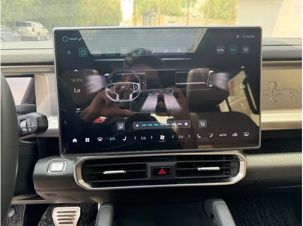 Car image 22
