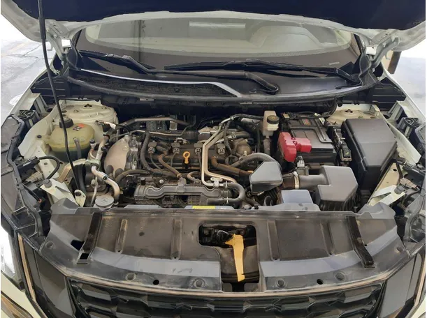 Car image 19
