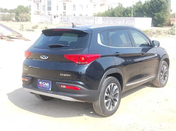 Car image 5