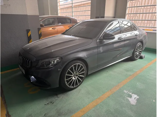 2016 Mercedes C300 in UAE