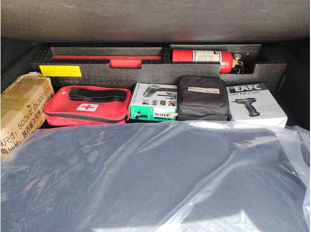 Car image 38