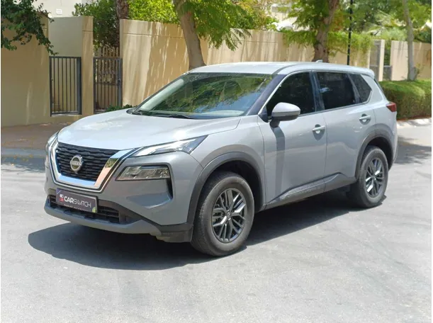 2024 نيسان اكس تريل في دبي