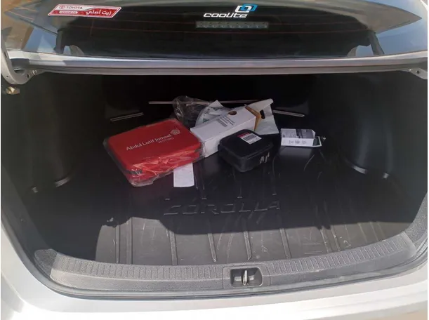 Car image 21