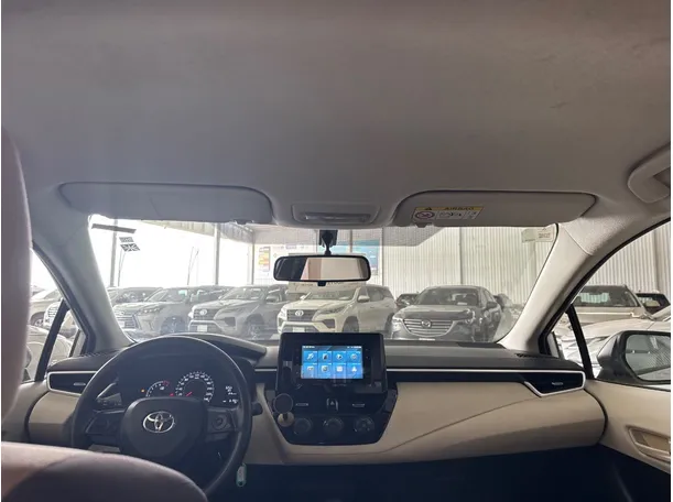 Car image 16
