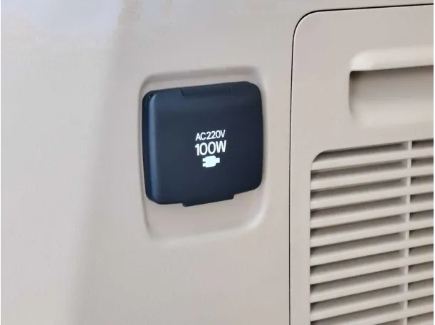 Car image 38