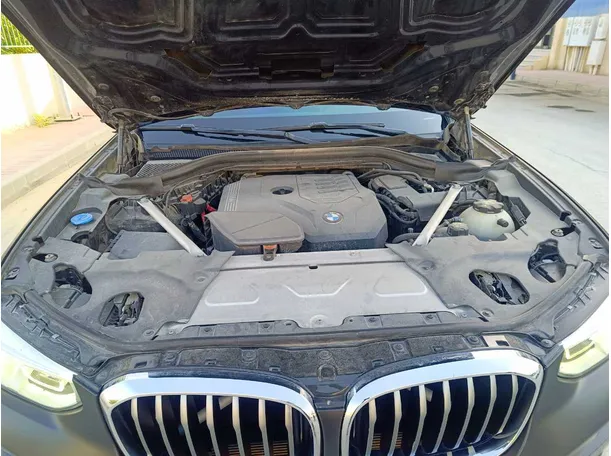 Car image 39