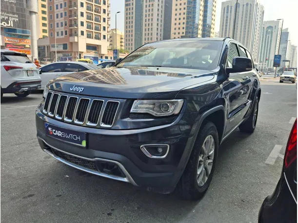 2016 جيب جراند شيروكي في الإمارات