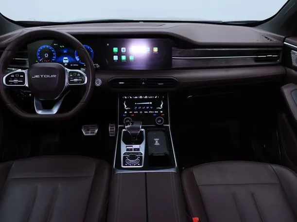 Car image 14