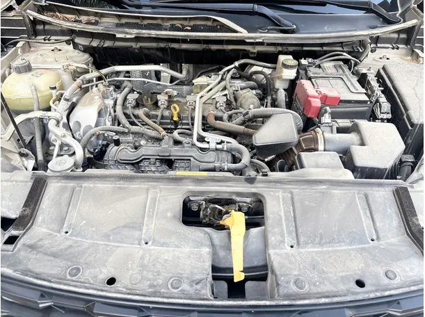 Car image 30