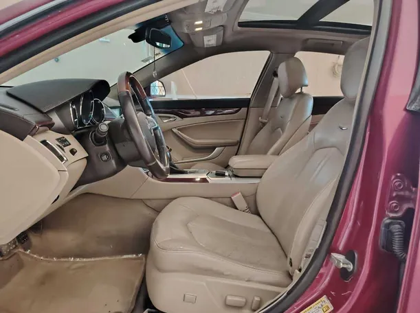 Car image 14