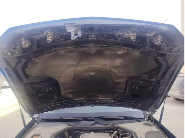 Car image 35