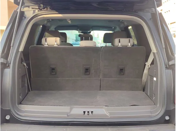 Car image 27