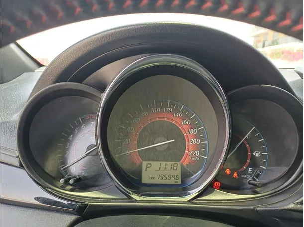 Car image 20