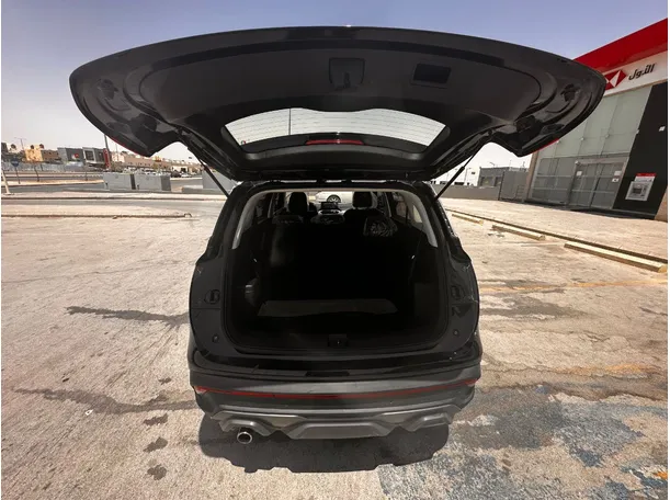 Car image 22