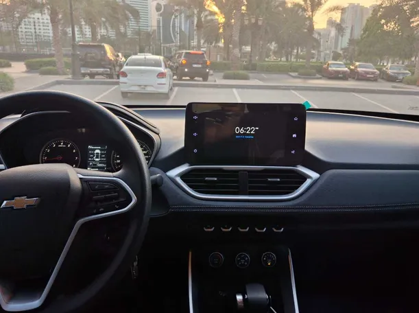 Car image 16