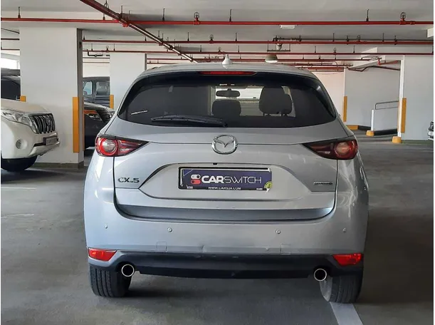 Car image 6
