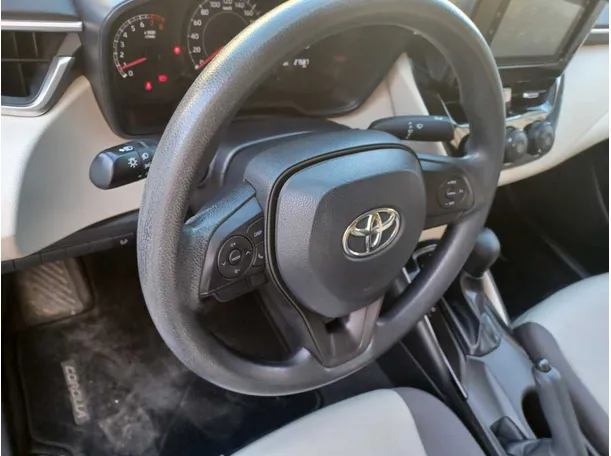 Car image 20