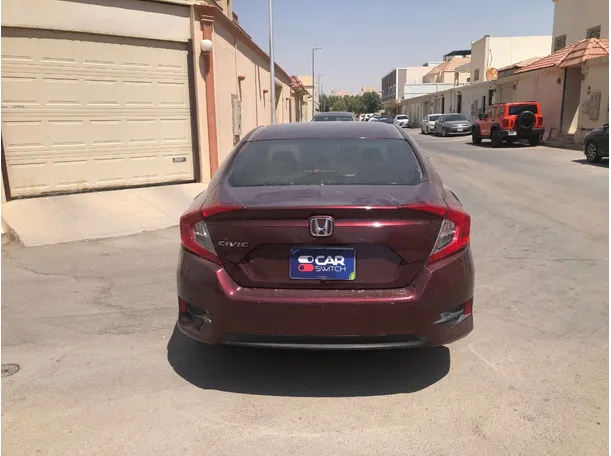Car image 6