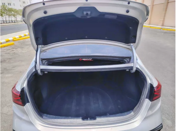 Car image 22