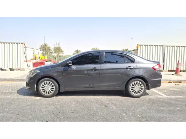 Car image 8