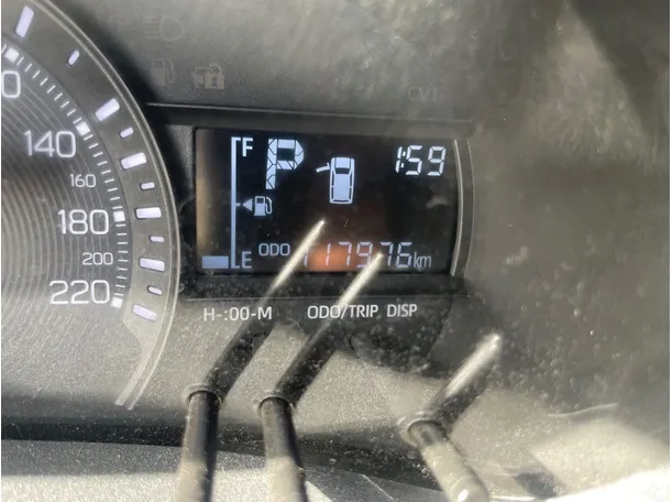 Car image 21
