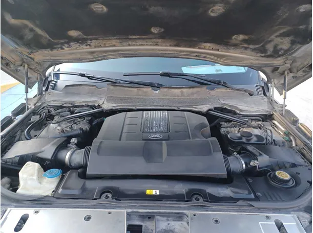 Car image 26