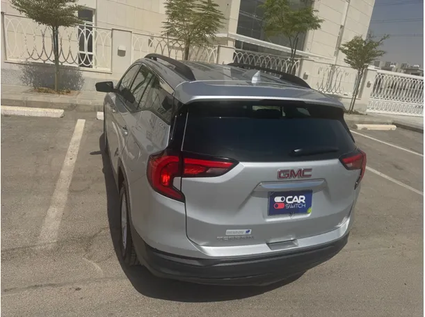 Car image 7