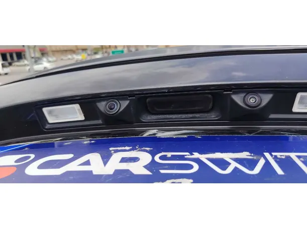 Car image 31