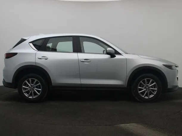Car image 13