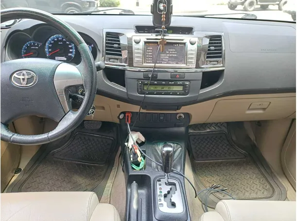Car image 17