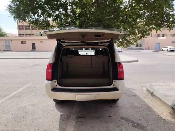Car image 26