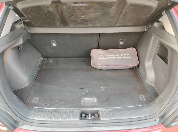 Car image 31