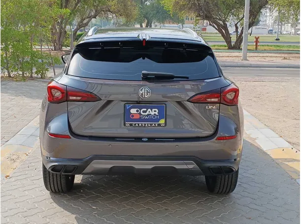 Car image 6