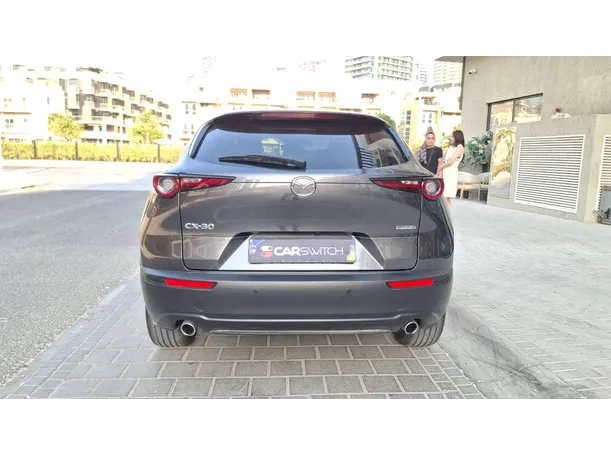 Car image 6