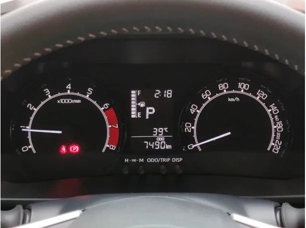 Car image 23