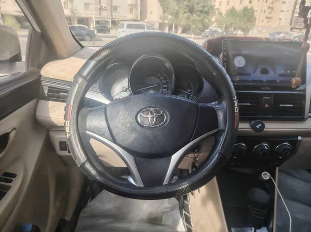 Car image 21