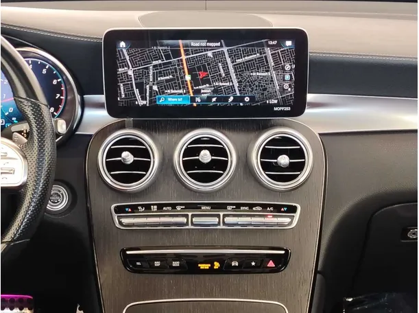 Car image 22