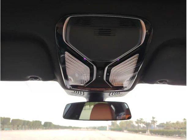 Car image 20