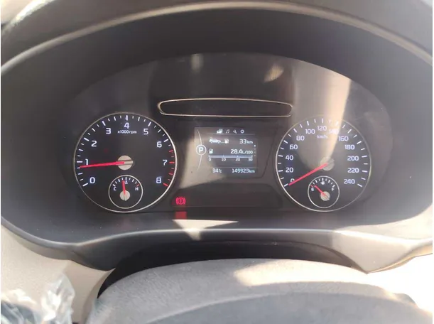 Car image 25