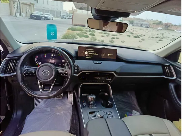 Car image 29