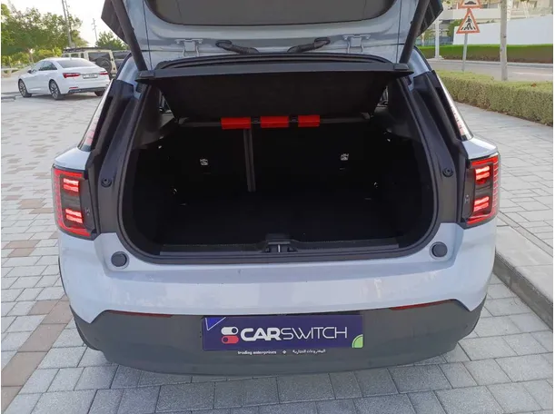 Car image 21