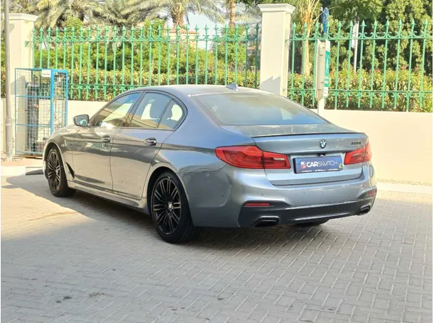 Car image 7